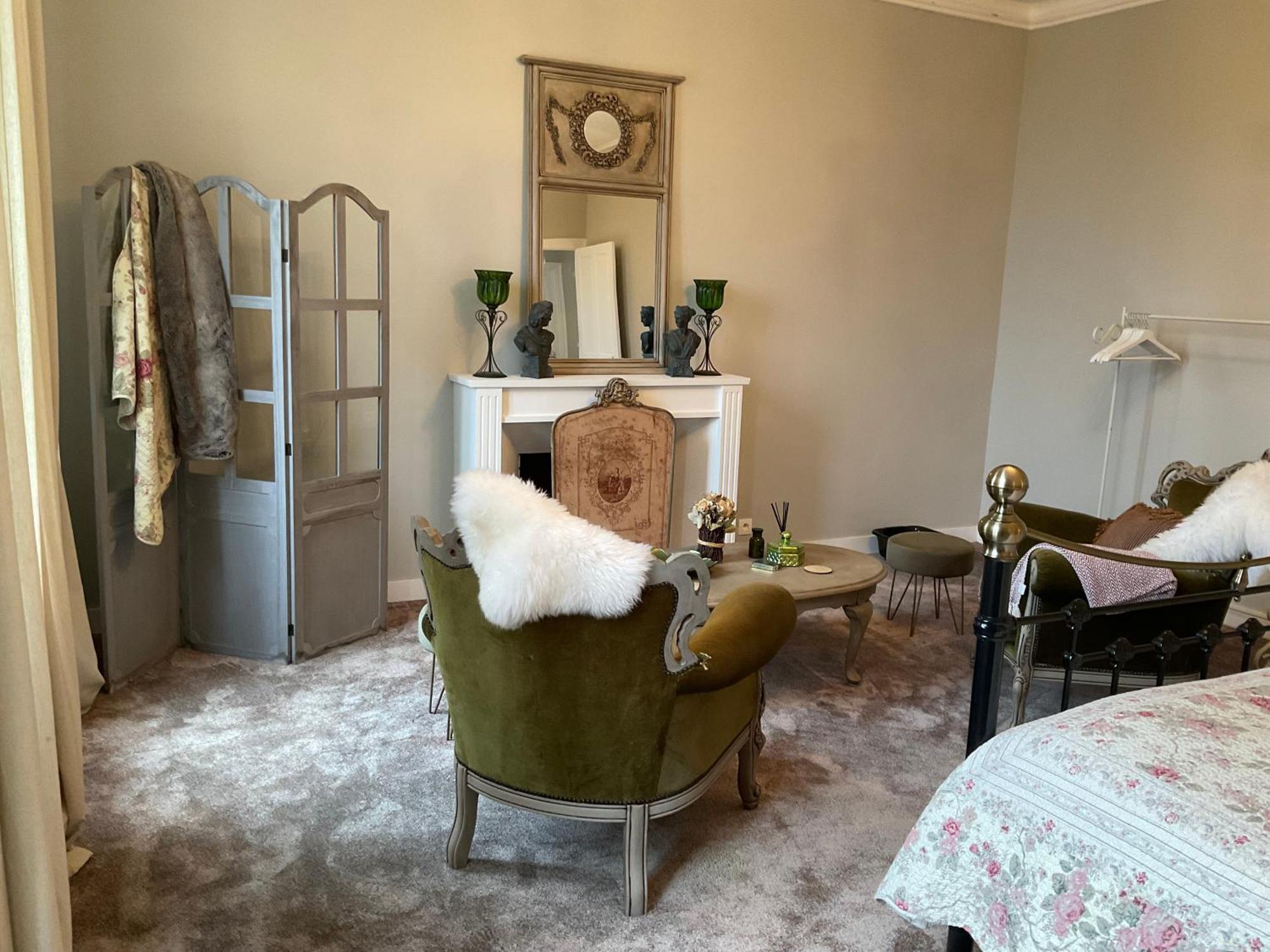 Le Bourg Bed & Breakfast Asnieres-en-Bessin Exterior foto